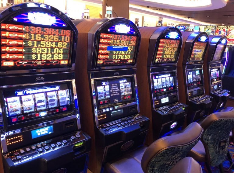 Antarmuka Permainan Angka 3D di paris slot dengan pilihan angka dan hasil real-time
